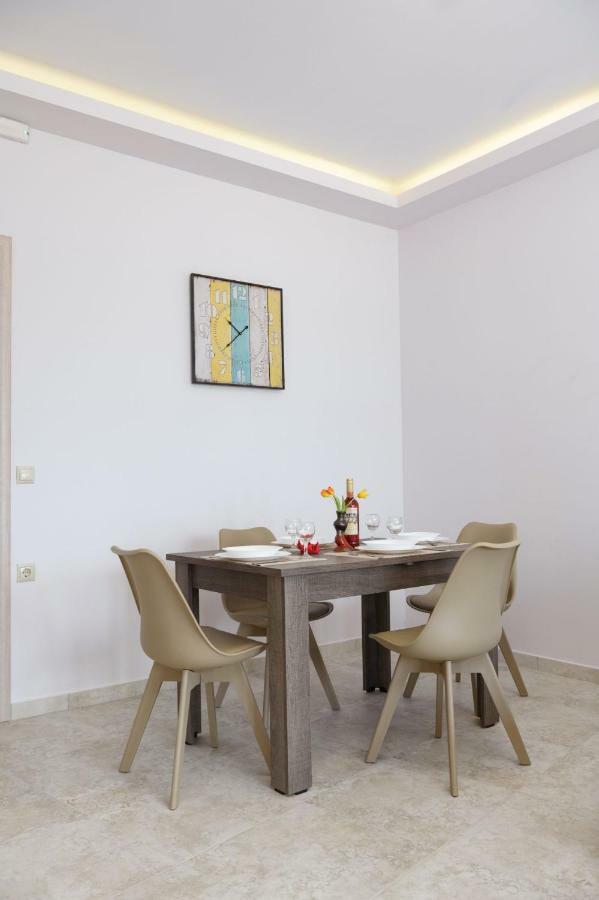 Coral Sea Apartment Kokkinos Pirgos Bagian luar foto