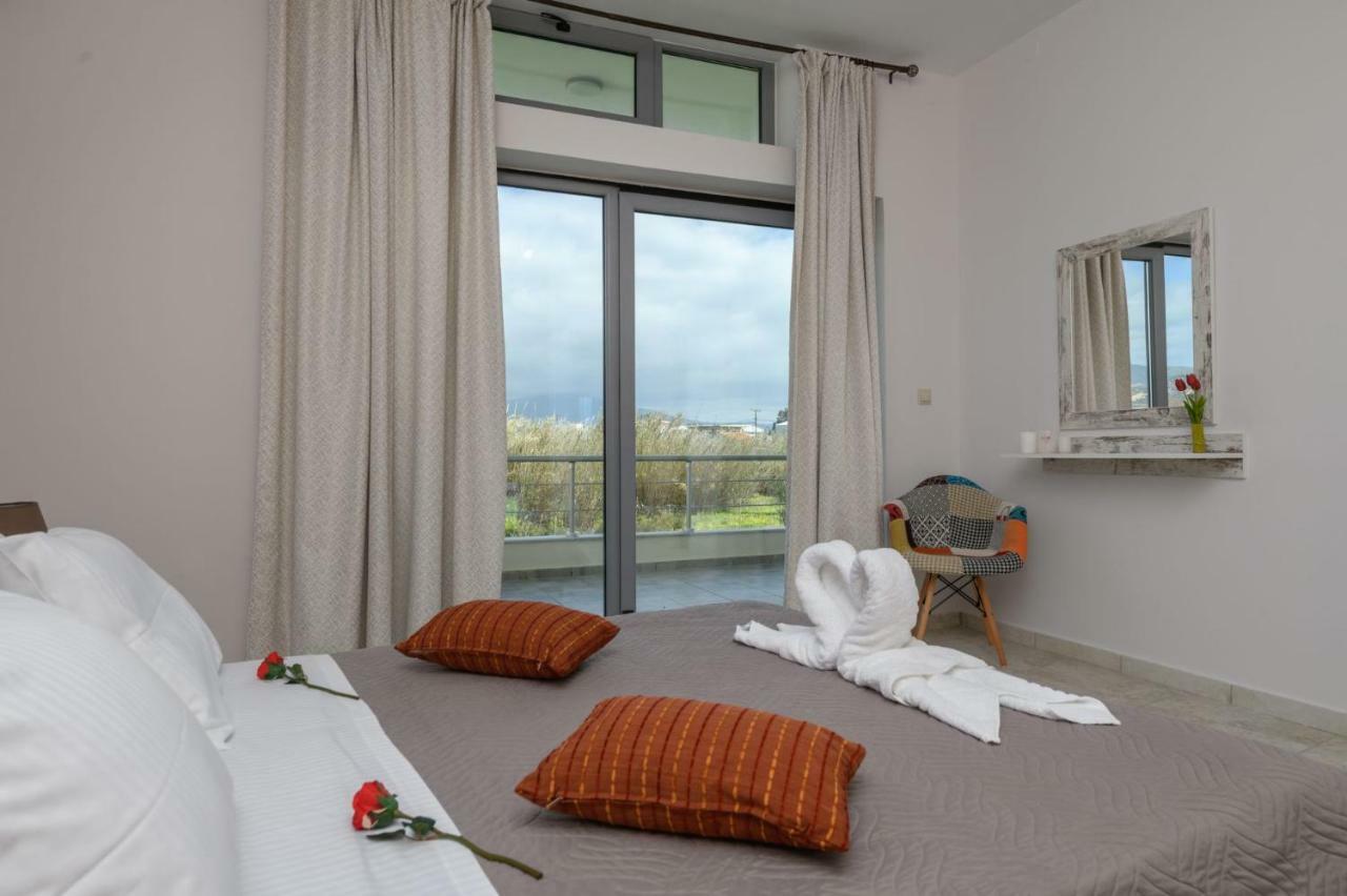 Coral Sea Apartment Kokkinos Pirgos Bagian luar foto